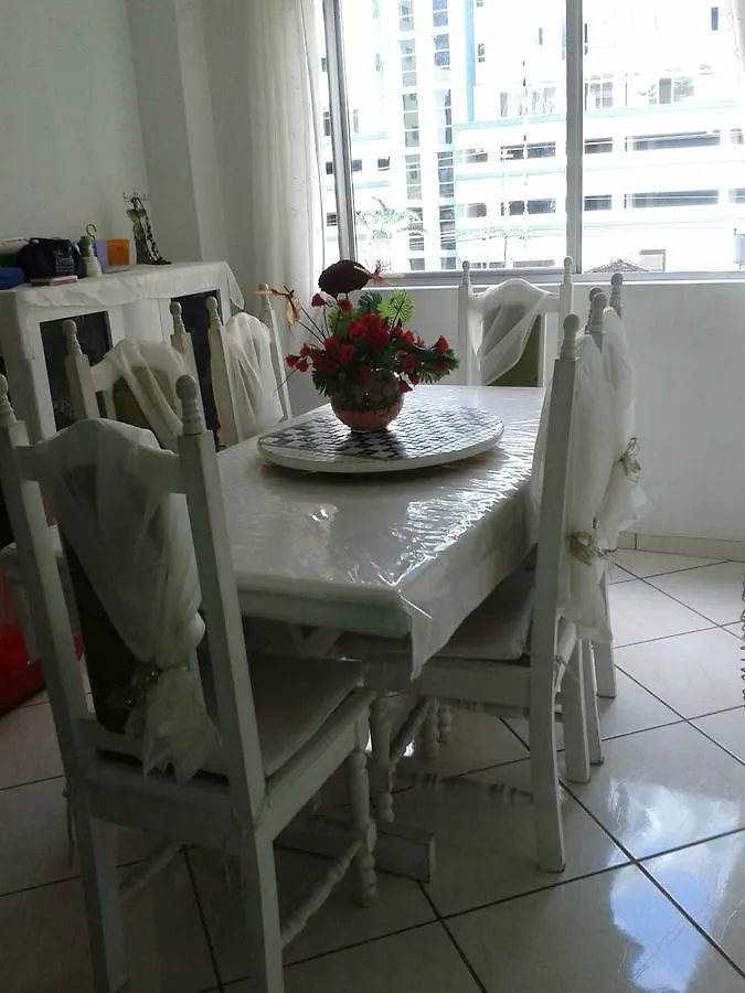 Hospedagem Da Grega Balneário Camboriú 0*,