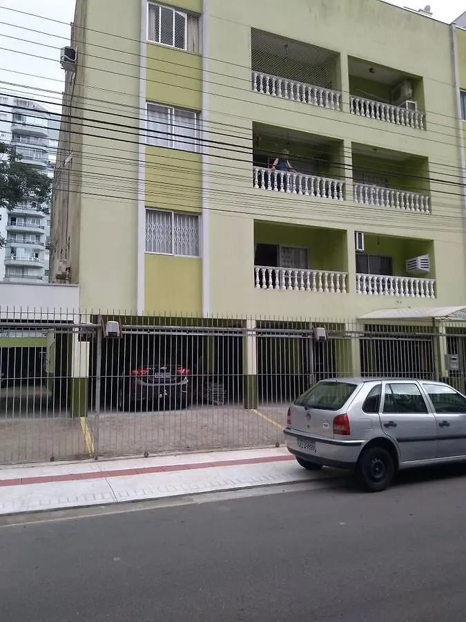 Quarto em Acomodações Particulares Hospedagem Da Grega Balneário Camboriú
